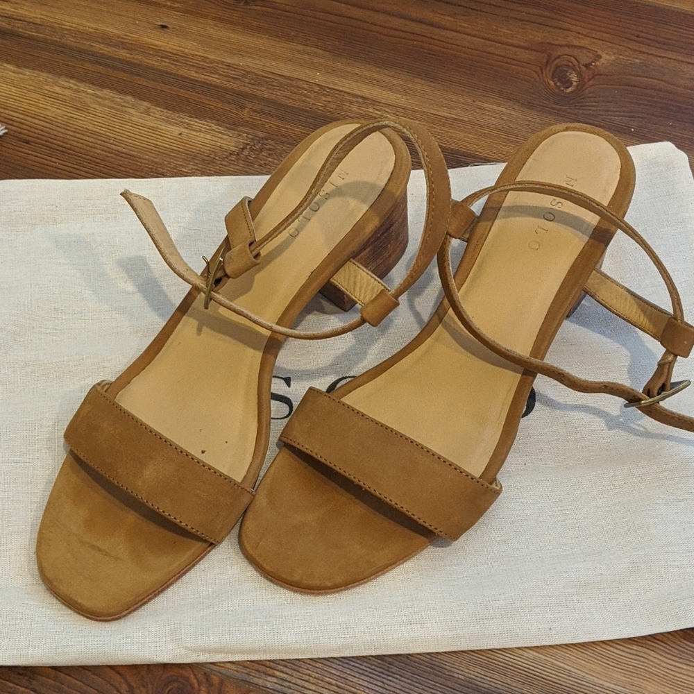 Nisolo Lucia Block Heel Sandals in Sand